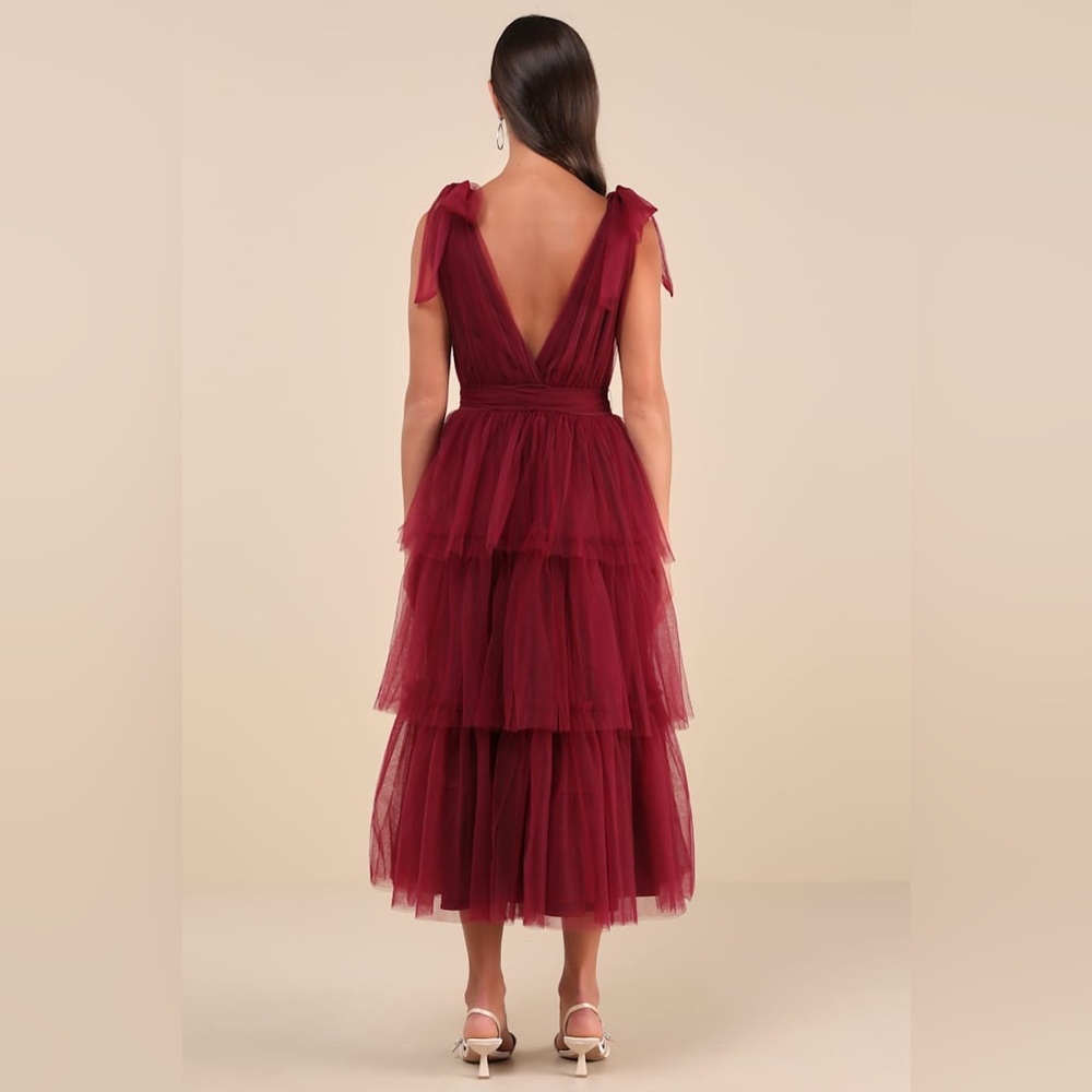 NWOT Lulu’s Flawless Arrival Burgundy Tulle Tiered Maxi Dress M $98 Medium - Picture 3 of 8